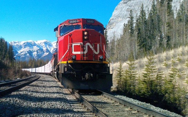 Cover Image for Canadian National Railway to invest in Ontario and Alberta, Shopify partners with Twitter, and Hydro One CEO steps down