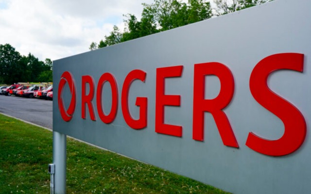Cover Image for Rogers compensates for outage, Air Canada enters partnership with Emirates and Barrick Gold reveals encouraging production results